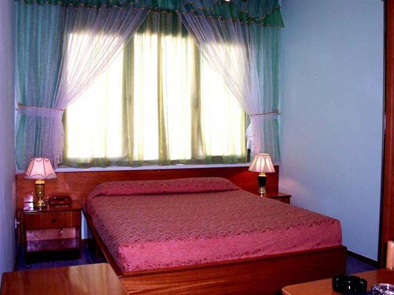 Kruja Hotel Tiranë Luaran gambar