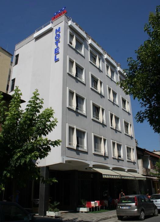 Kruja Hotel Tiranë Luaran gambar