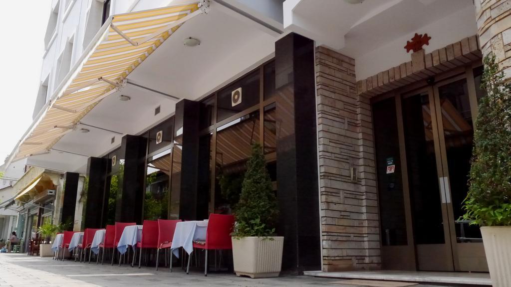 Kruja Hotel Tiranë Luaran gambar