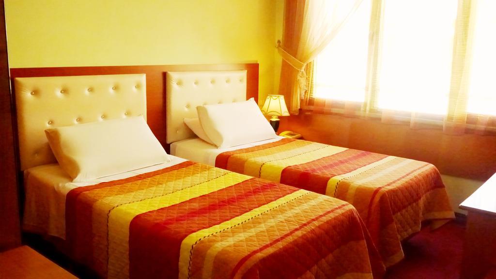 Kruja Hotel Tiranë Luaran gambar