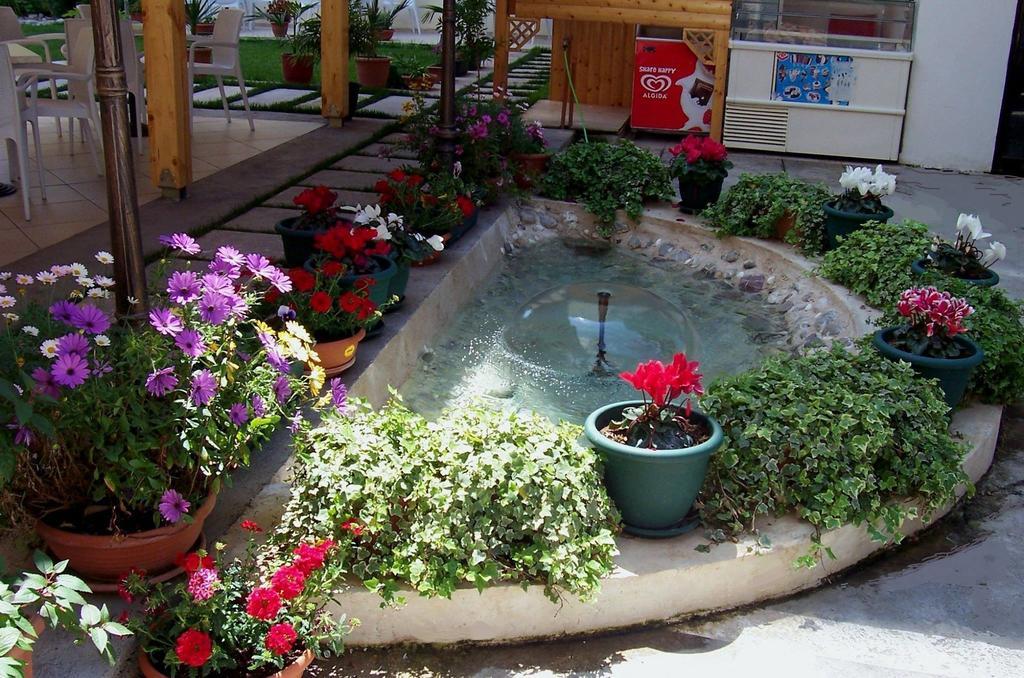 Kruja Hotel Tiranë Luaran gambar