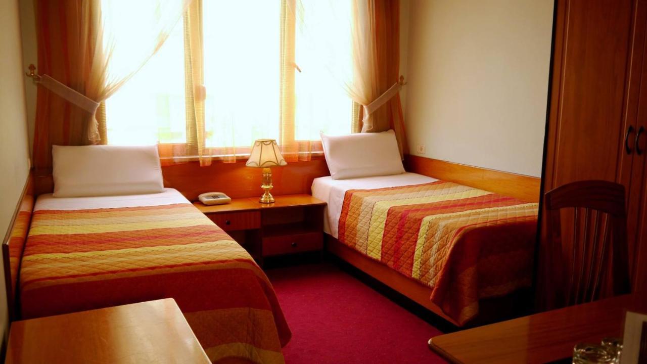 Kruja Hotel Tiranë Luaran gambar