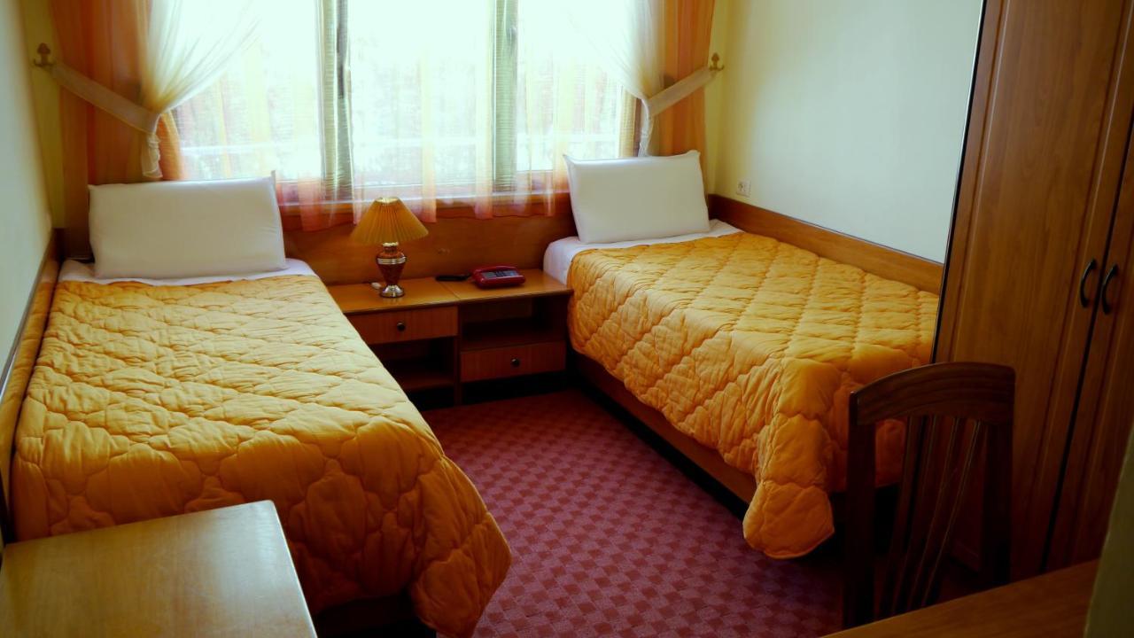 Kruja Hotel Tiranë Luaran gambar